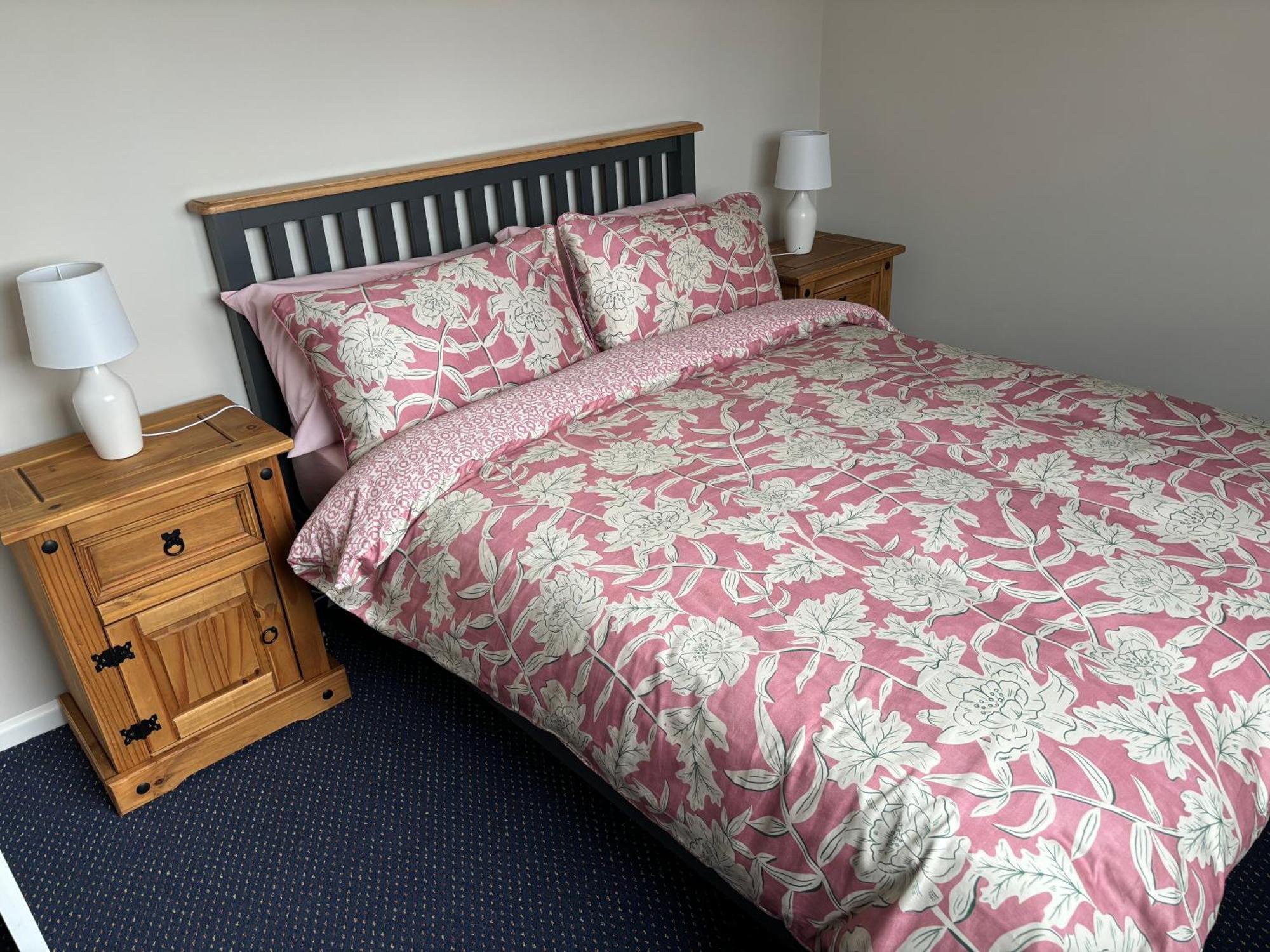 2 Bedroom Bungalow Rhosllanerchrugog Екстериор снимка